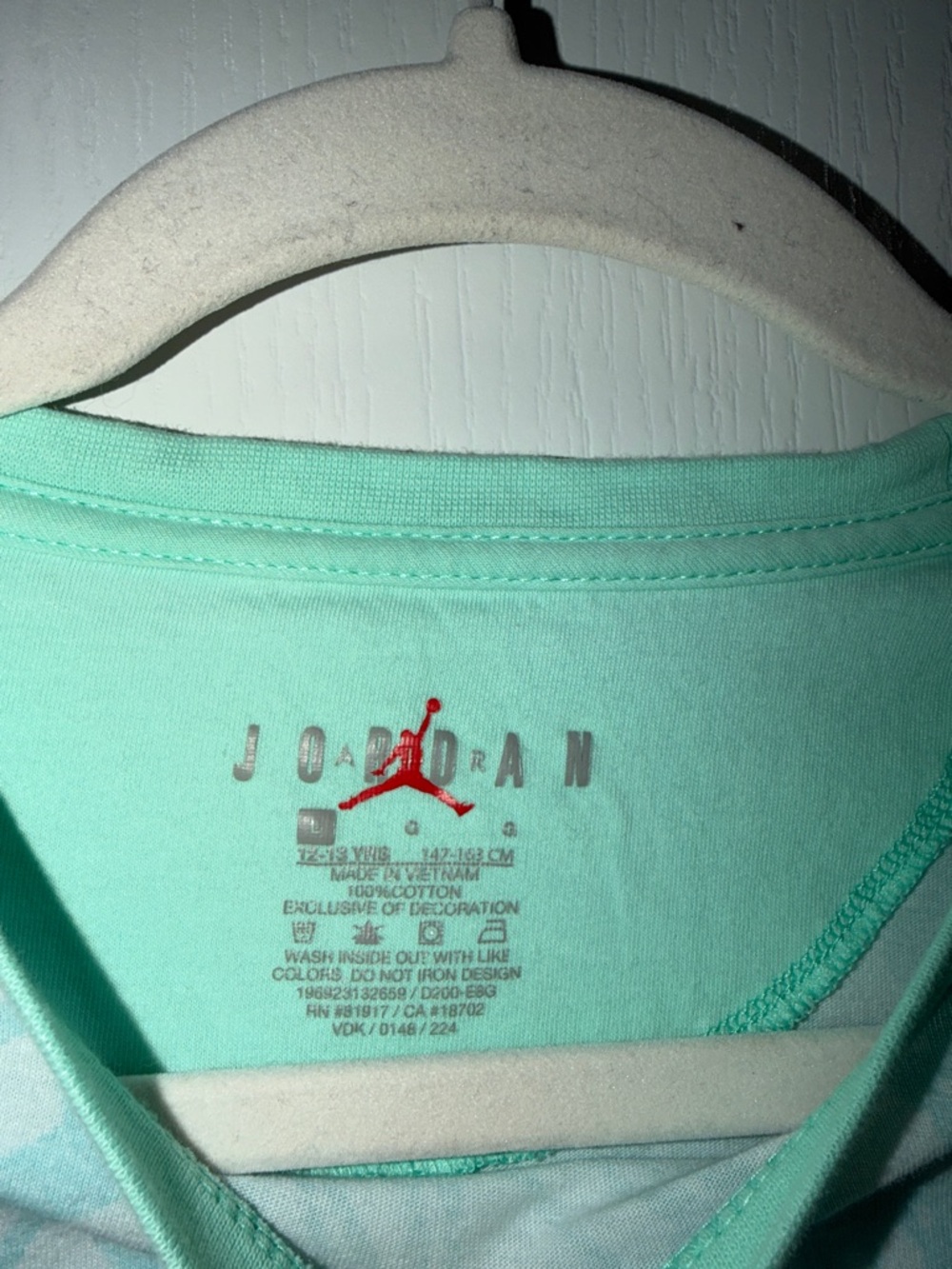 Jordan Aqua Scribble Graphic Tee with Navy Jumpman size youth large - Picture 4 of 5